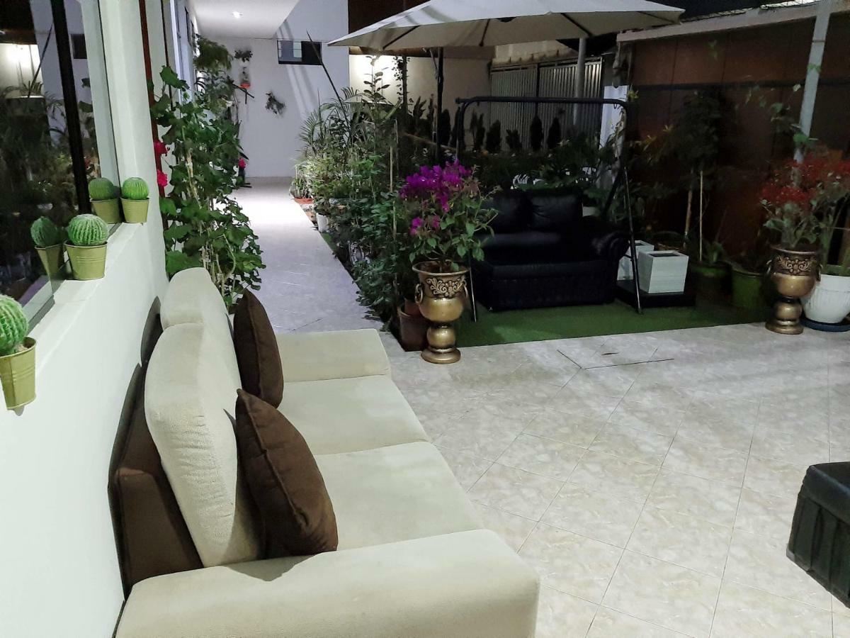 Hostal Caprichos Huacho Exterior photo